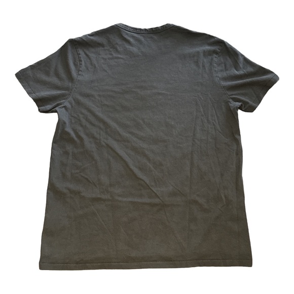 MOOSE KNUCKLES men's black and grey graphic tee, size large. - Picture 3 of 3